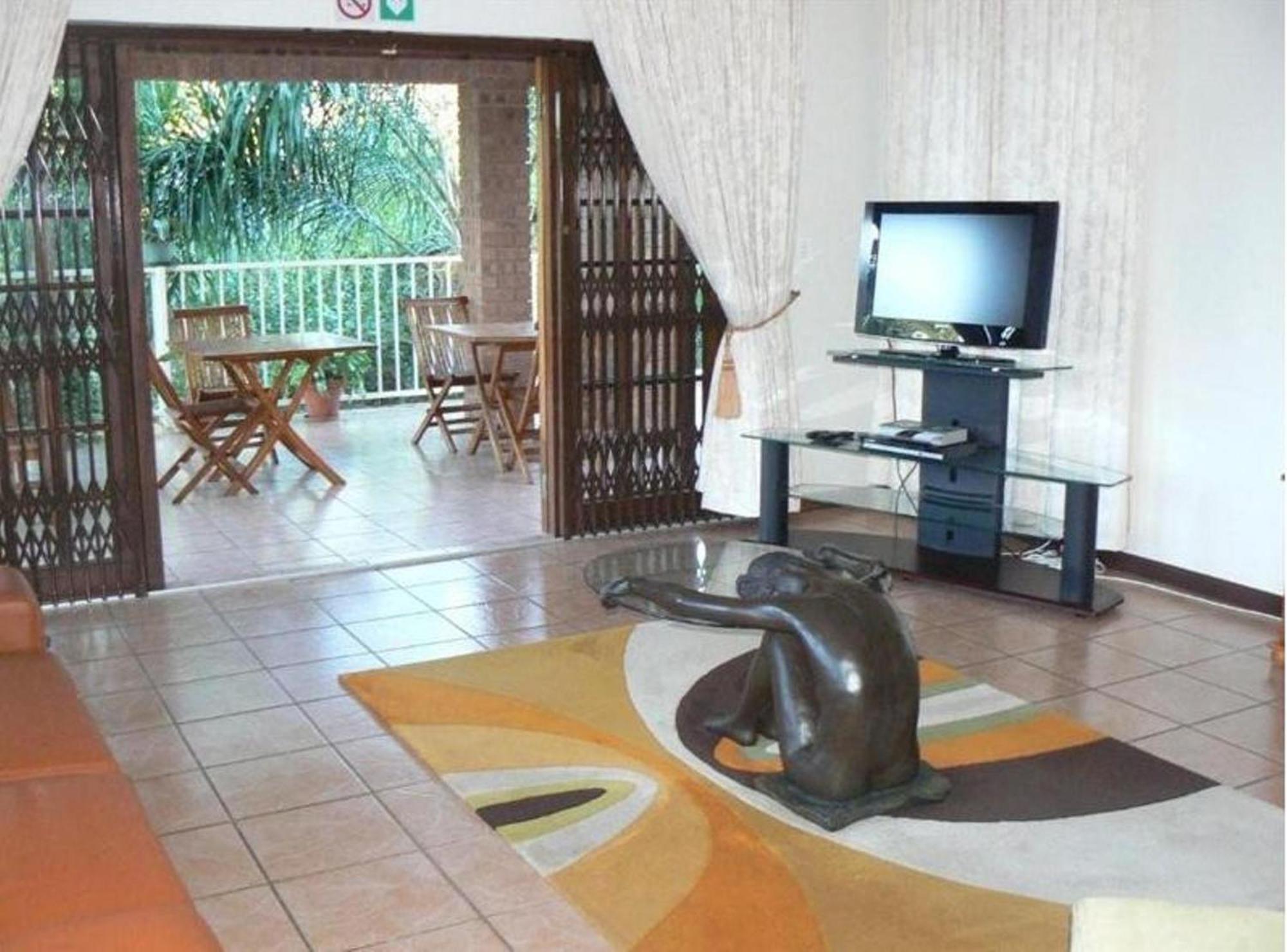 Country Link Guest Lodge Komatipoort Kültér fotó