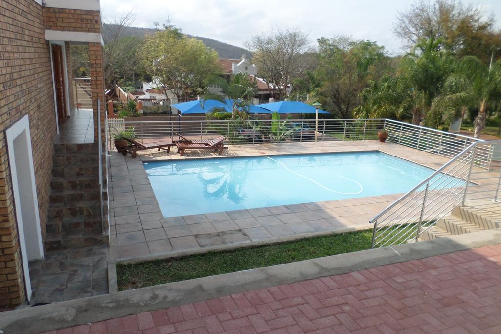 Country Link Guest Lodge Komatipoort Kültér fotó