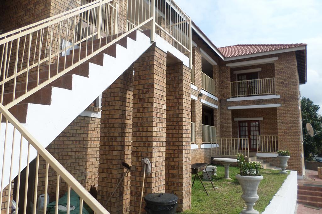 Country Link Guest Lodge Komatipoort Kültér fotó