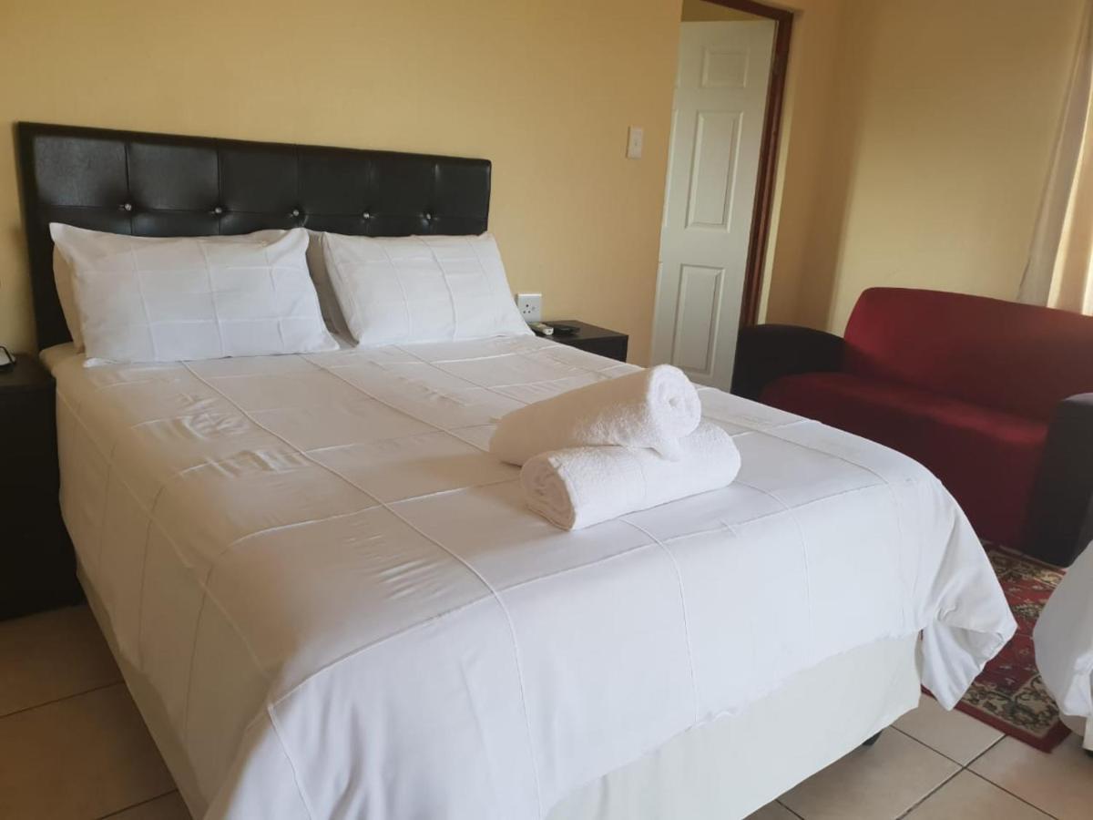 Country Link Guest Lodge Komatipoort Kültér fotó